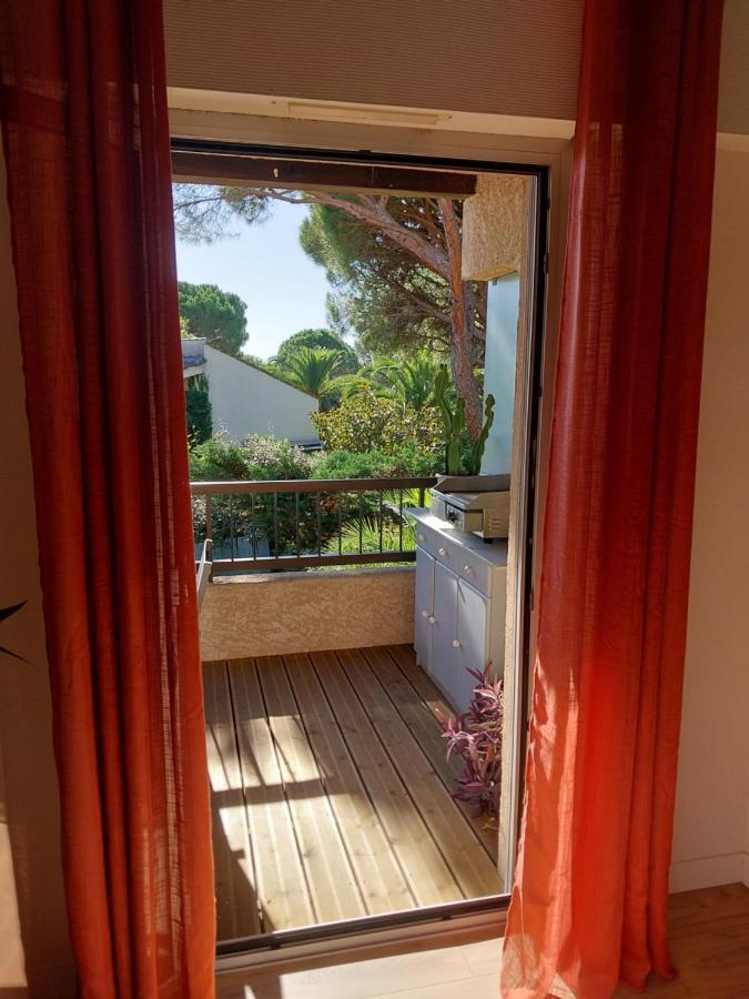 La Terrasse Des Golfs, Duplex Climatise, 2 Sdb, Garage, Calme Et Verdure แซ็งต์-ราฟาเอล ภายนอก รูปภาพ